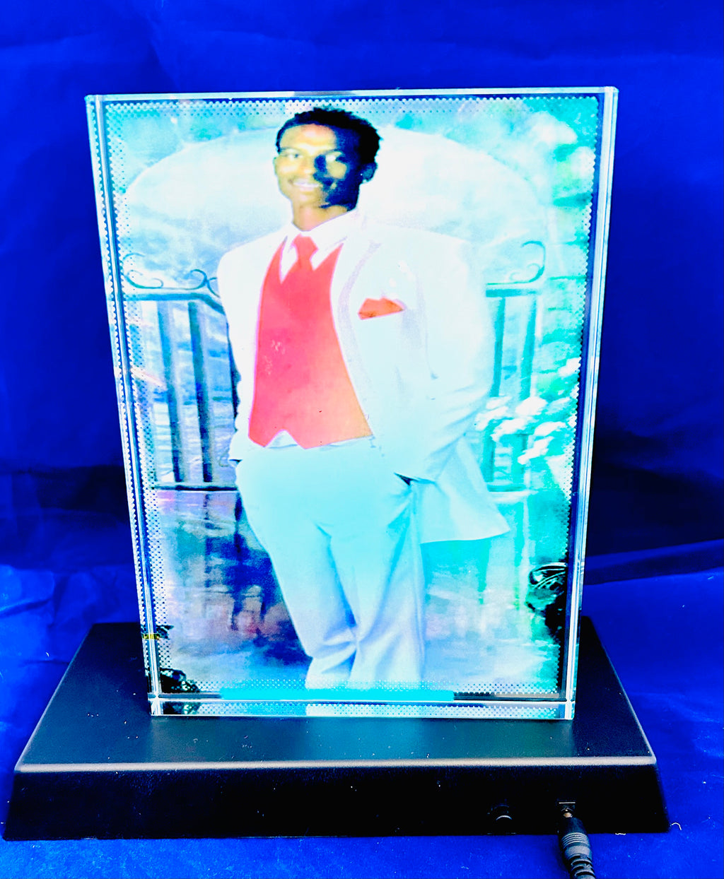 Crystal LED picture frame